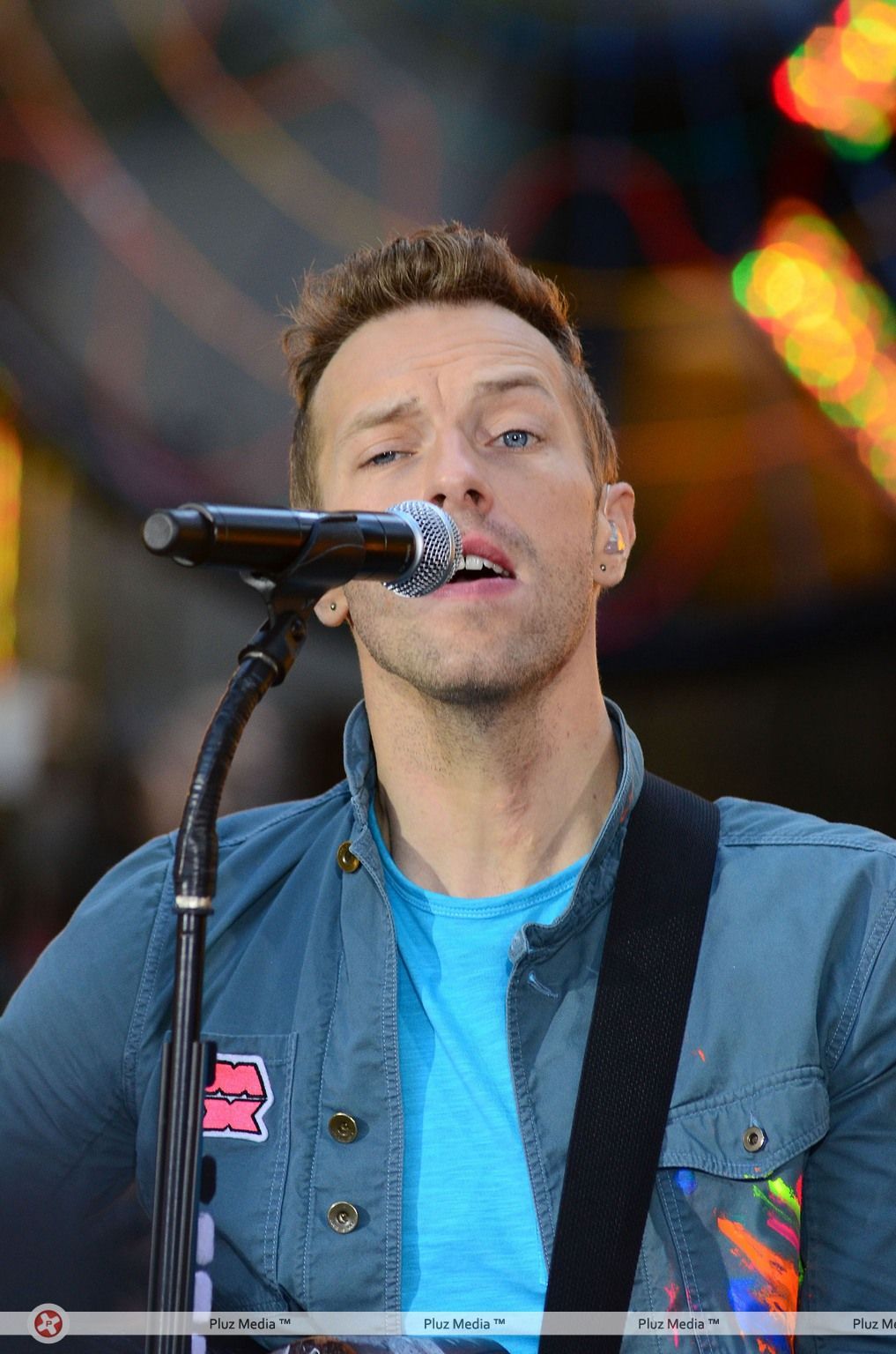 Chris Martin performing live on the 'Today' show as part of their Toyota Concert Series | Picture 107173